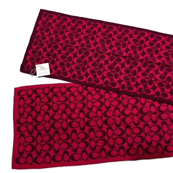 COACH Signature C Knit Scarf Reversible Fuchsia Merino Wool 10.5 x 72 New NWT - Picture 5 of 5